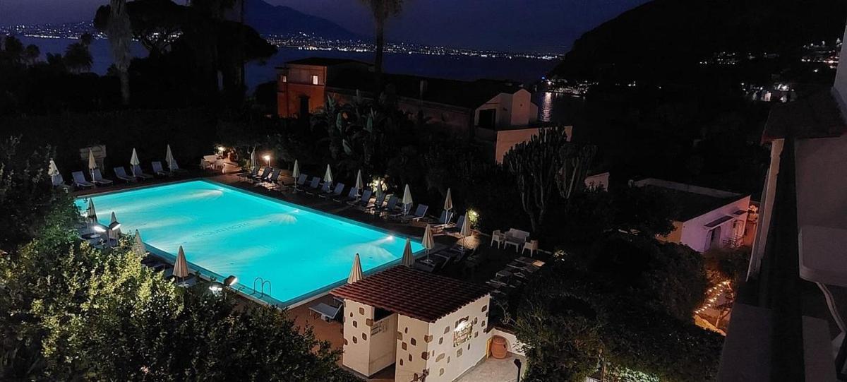 Aequa Hotel Vico Equense Exteriér fotografie